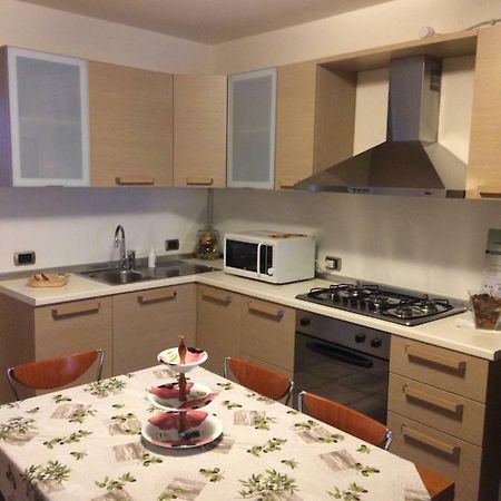 Ferienwohnung Locazione Turistica Lea Castelnuovo del Garda Exterior foto