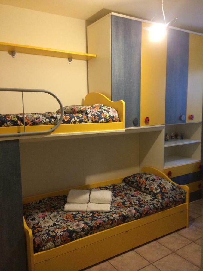 Ferienwohnung Locazione Turistica Lea Castelnuovo del Garda Exterior foto