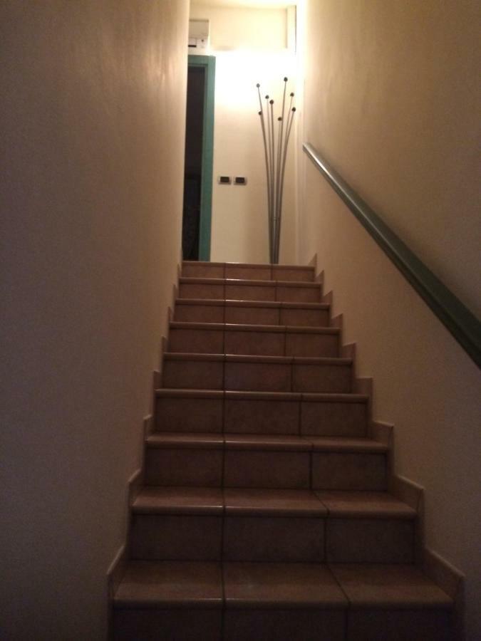Ferienwohnung Locazione Turistica Lea Castelnuovo del Garda Exterior foto